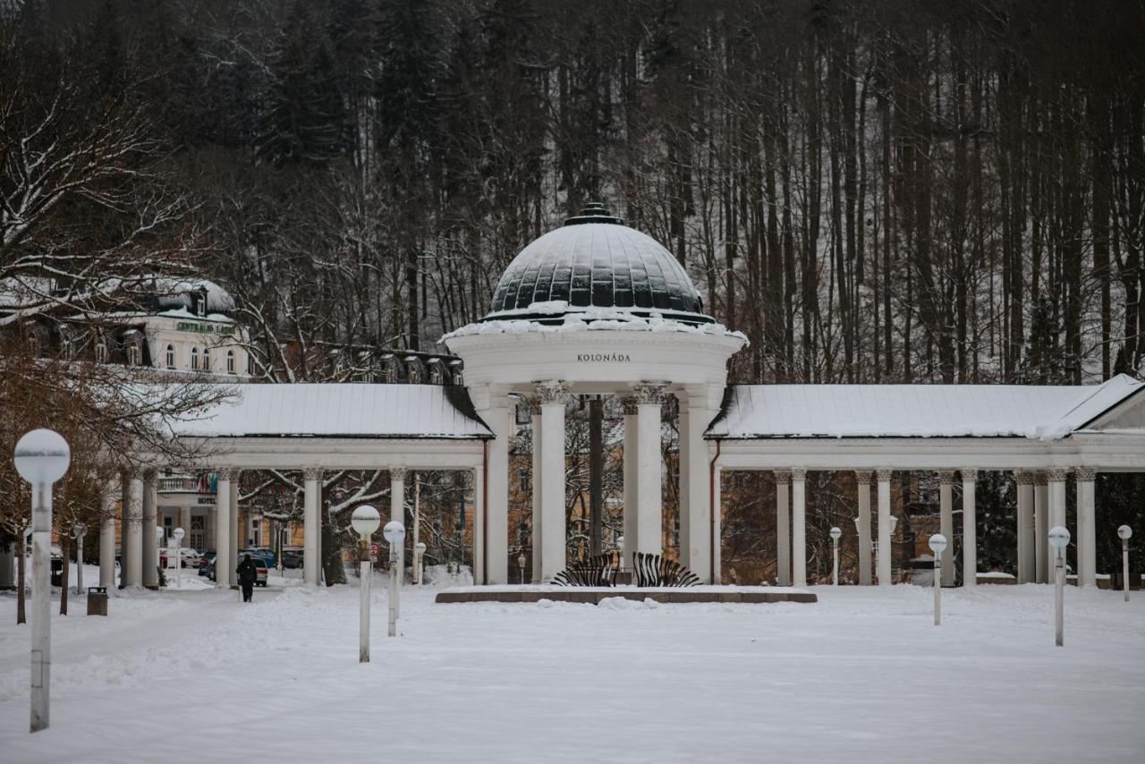 Orea Spa Hotel Cristal Маріанські Лазні Екстер'єр фото